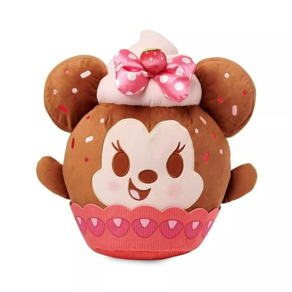 Disney Munchlings Baked Treats MINNIE Wild Strawberry Cupcake Scented 16